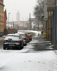 JEZT - Schneeraeumen auf dem Gehweg - Symbolbild © MediaPool Jena